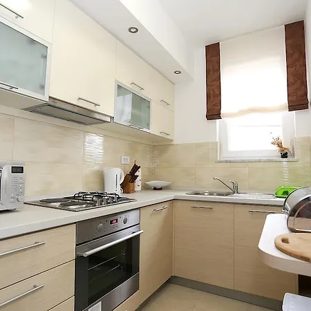 Apartment Ivana - Iva *