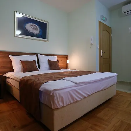 Ivana - Iva Apartman Zára
