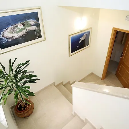 Ivana - Iva Apartment