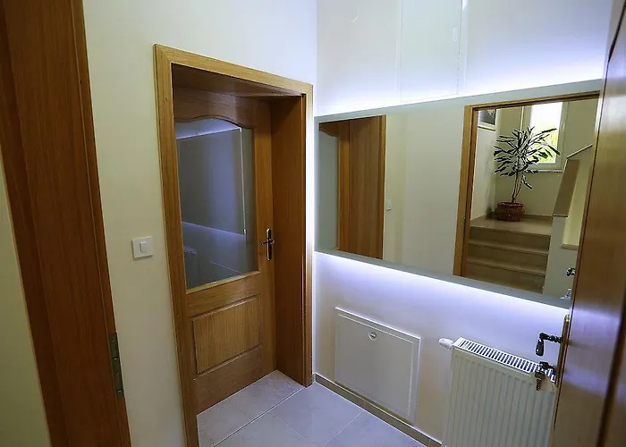 Ivana - Iva 자다르